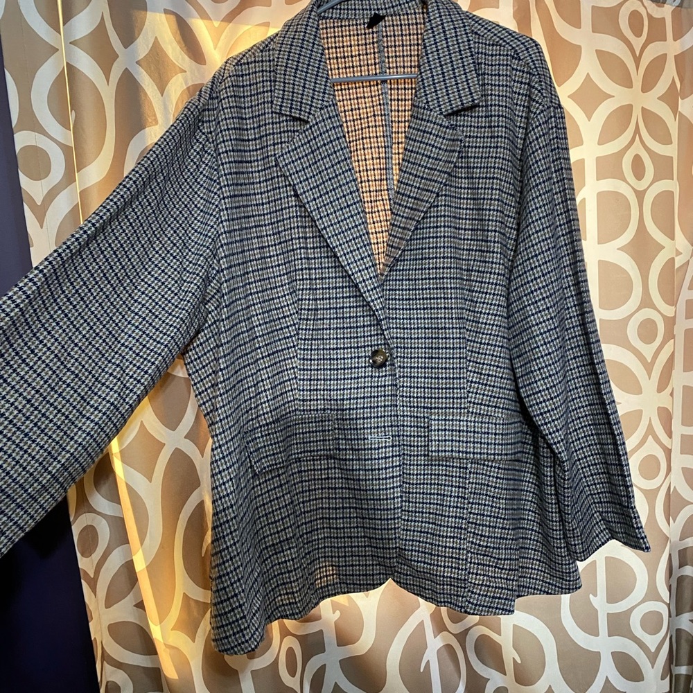 SHEIN Curve, Houndstooth Blazer